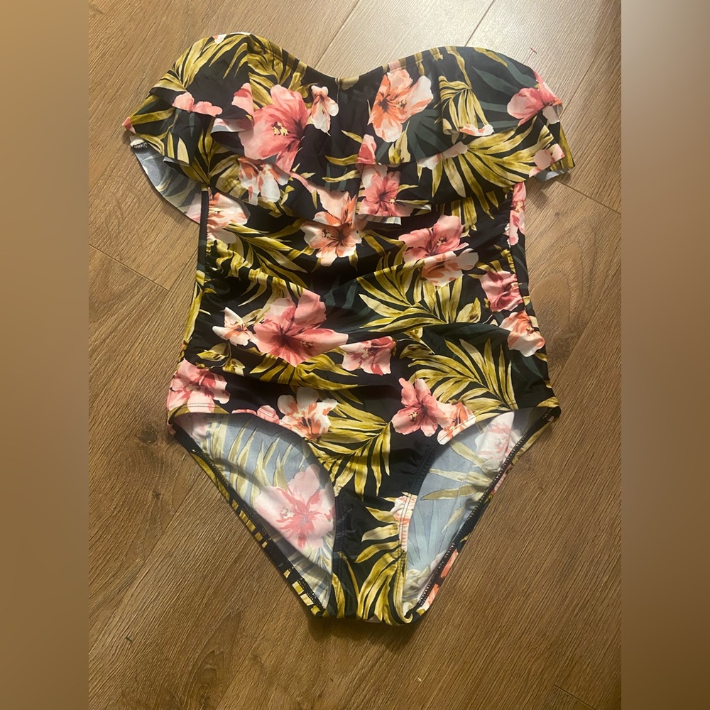 Kona Sol Tropical Print Swimsuit